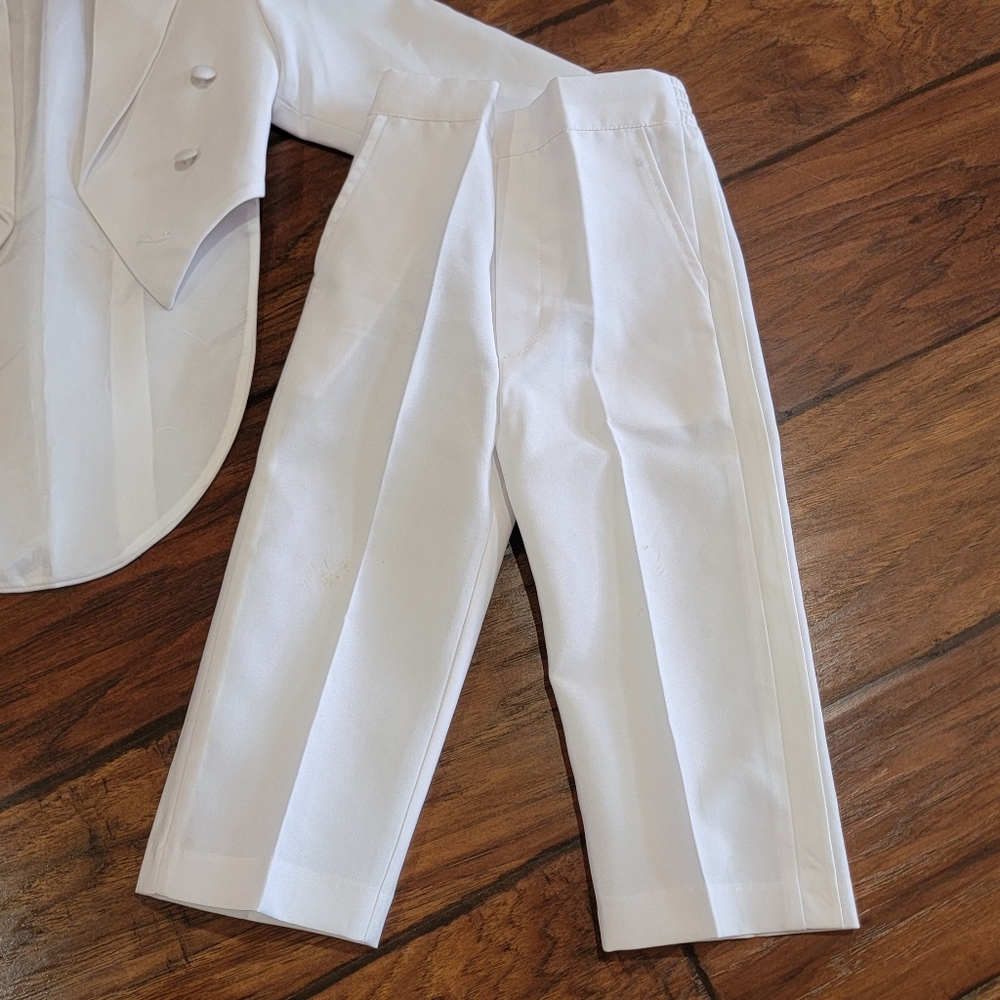 Peanut Butter Collection white suit - Picture 6 of 16